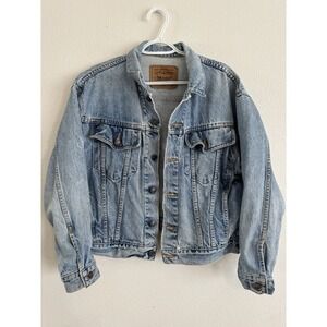 Vintage Levi's Denim Jacket Made In USA Womens Large Light Wash Cropped Trucker